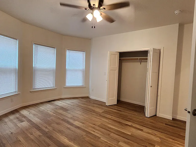 908 E Gorham St #1 — Photo 17