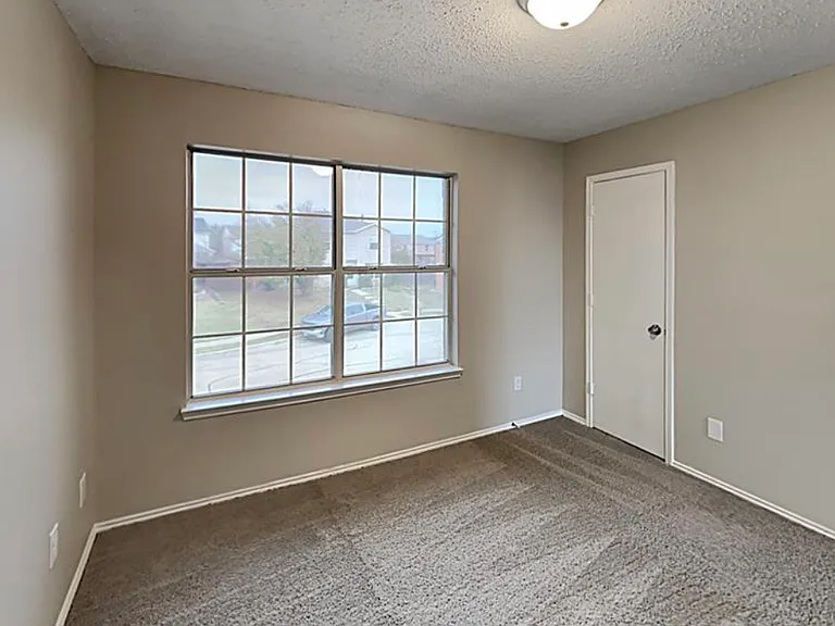 4329 Apple Dr — Photo 14