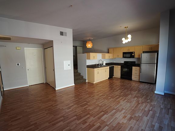 2nd image of 777 6th Ave Unit 421