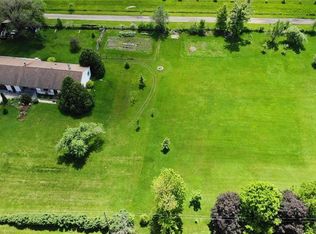 3686 Van Fossen Ln, Toddville, IA 52341