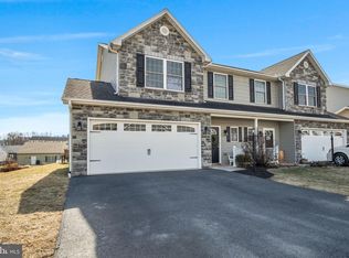 8827 Casper Dr, Waynesboro, PA 17268