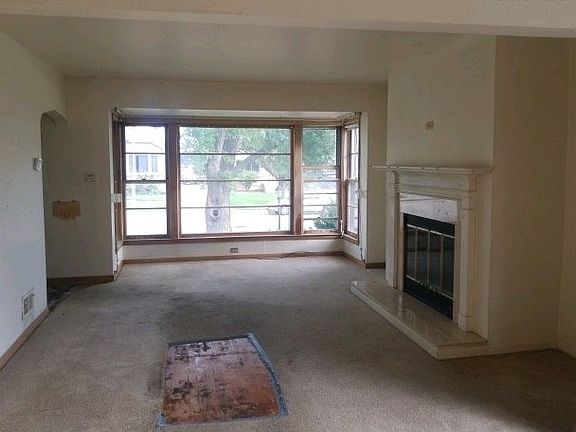 2nd image of 2232 Summerdale Dr