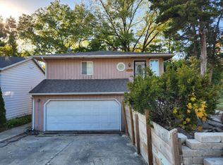 5500 Carpenter St, Downers Grove, IL 60516