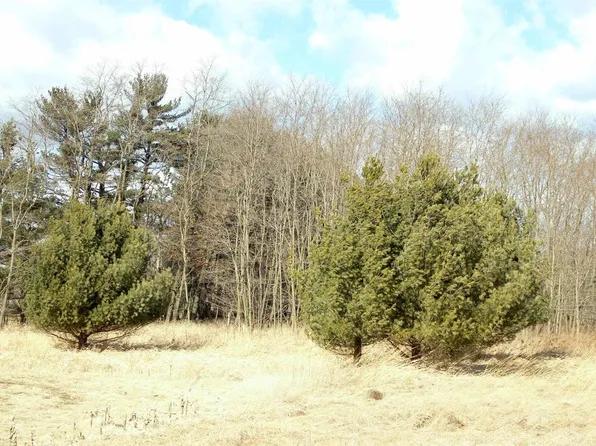 W7530 38th Street #1, New Lisbon, WI 53950