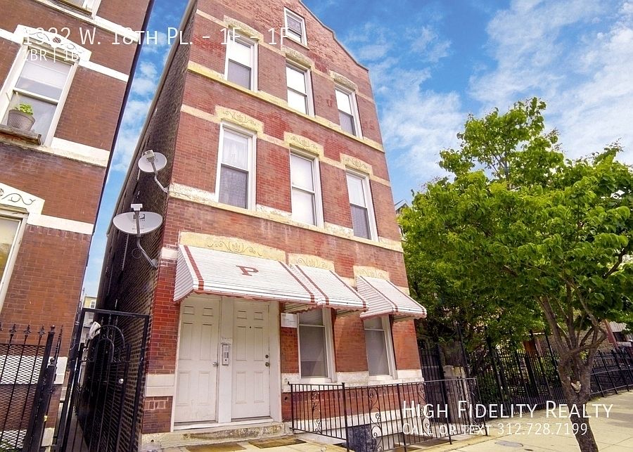 1st image of 1322 W 18th Pl APT 1F