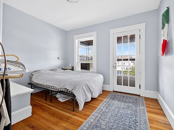 5th image of 256 Main St #2B