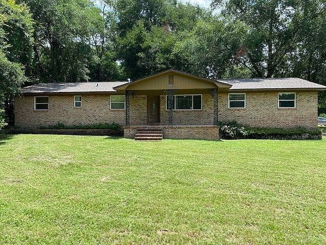1st image of 6401 Myrtle Hill Cir
