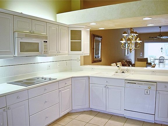 2nd image of 2345 Hidden Lake Dr APT 7