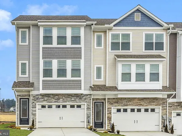 518 Bartholomew Dr, Waynesboro, PA 17268