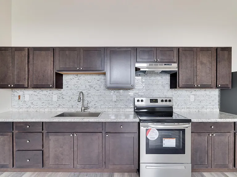 51 S Poplar St #204 — Photo 7