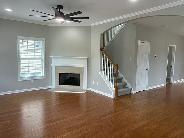 4 bed, 2600 sqft, $2,700 — Photo 4