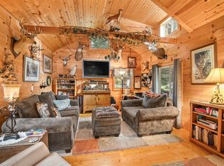 1052 100th St, DERBY, IA 50068