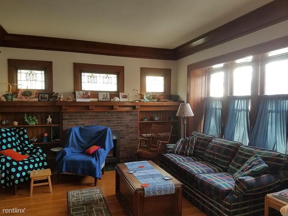 1st image of 3932 N Maryland Ave