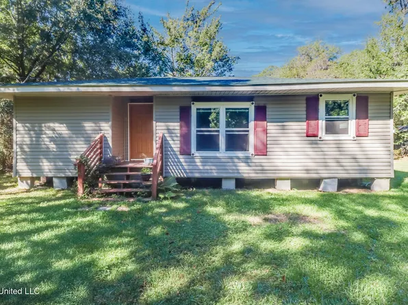 7033 Longridge Rd, Long Beach, MS 39560