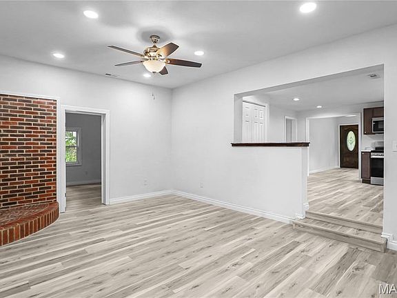 5th image of 111 Buckley St