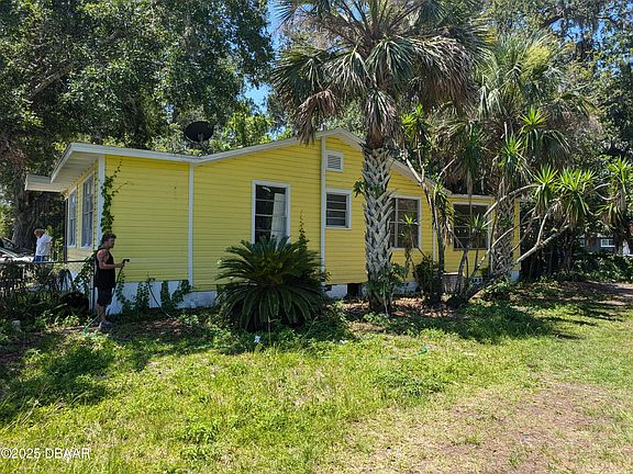 4th image of 534 Pine St