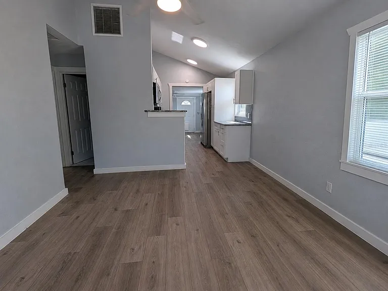 5005 Newton Ave S — Photo 4
