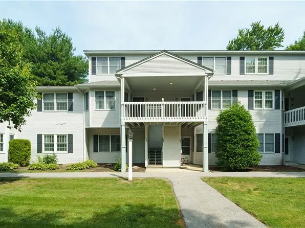 105 Trellis Dr Unit 105, West Warwick, RI 02893