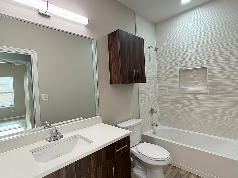 3901 Walnut Ave #4 — Photo 8