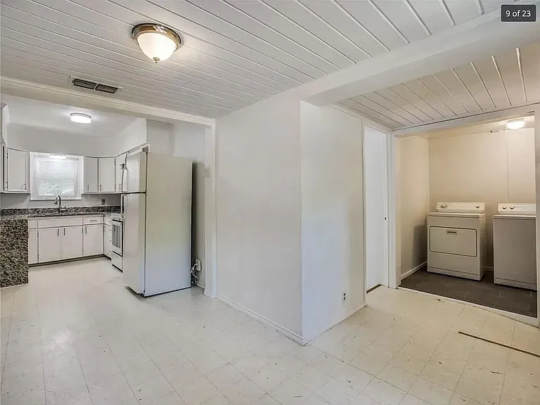 4009 Acacia St — Photo 7