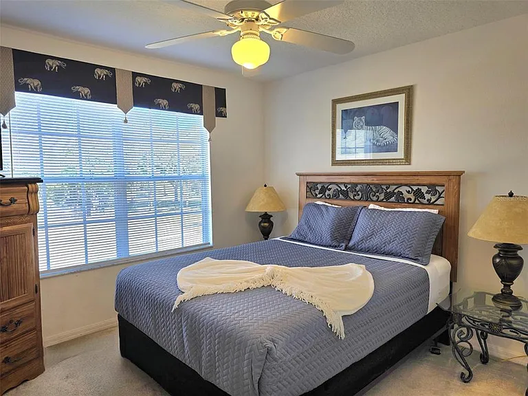 1027 Balmoral Dr — Photo 12