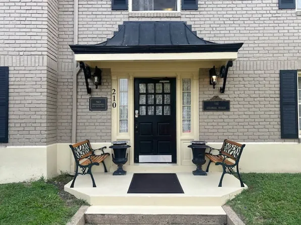 Colonial Manor, 210 E Morehead St APT 6, Burlington, NC 27215