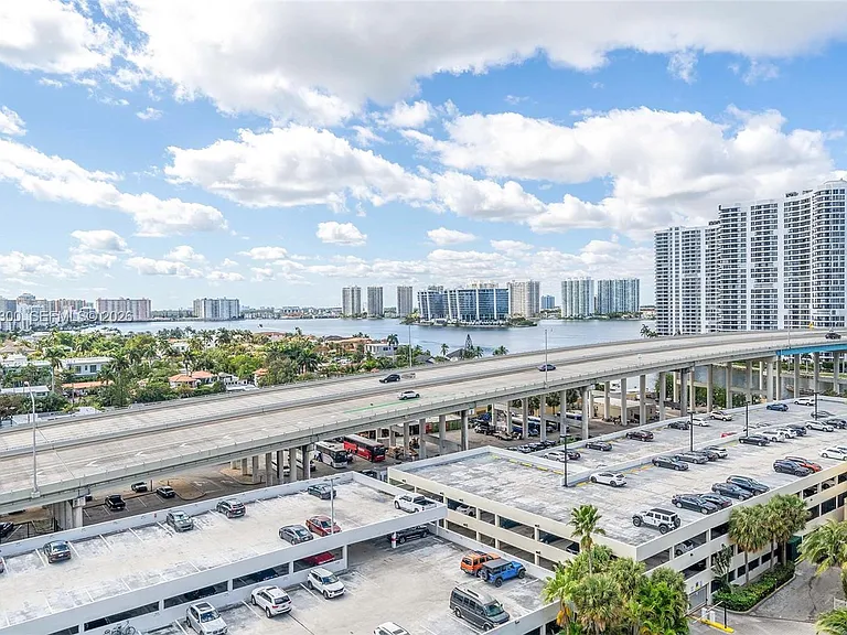 19380 Collins Ave #1105 — Photo 15