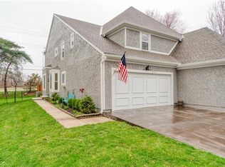 12599 Broadmoor St, Overland Park, KS 66209