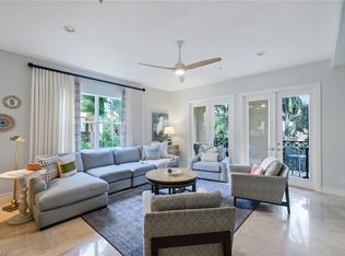 2855 Tiburon Blvd E APT 102, Naples, FL 34109