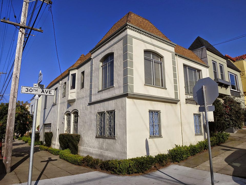 1st image of 2900 Cabrillo St