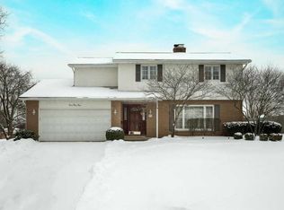 733 Stinson Dr, Columbus, OH 43214