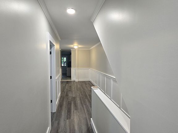 3rd image of 1514 Pembroke St #L1