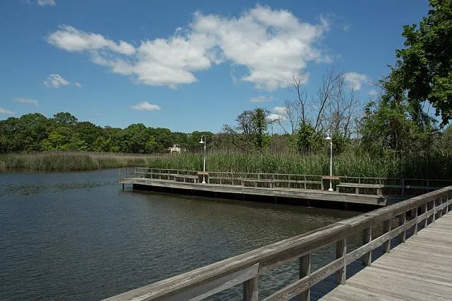 Fairfield Creekside At Patchogue Village — Photo 18