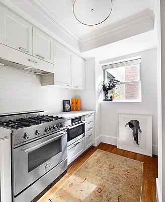 Sold by Compass | media 7