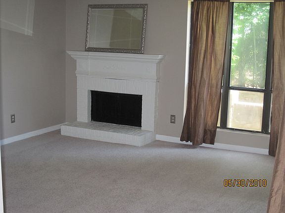 3rd image of 8013 Cedar Glen Dr