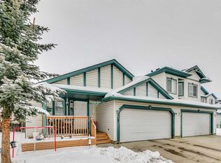 38 S Canoe Sq SW, Airdrie, AB T4B 2N5
