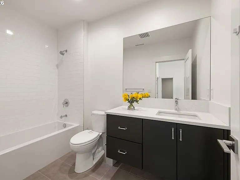 3718 SW Hillside Dr — Photo 27