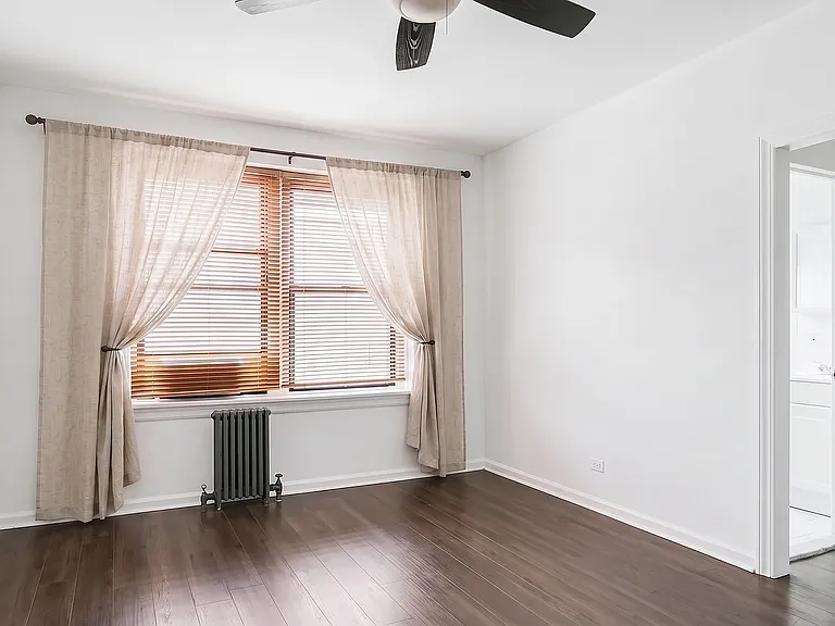 6264 Saunders St #4 — Photo 1