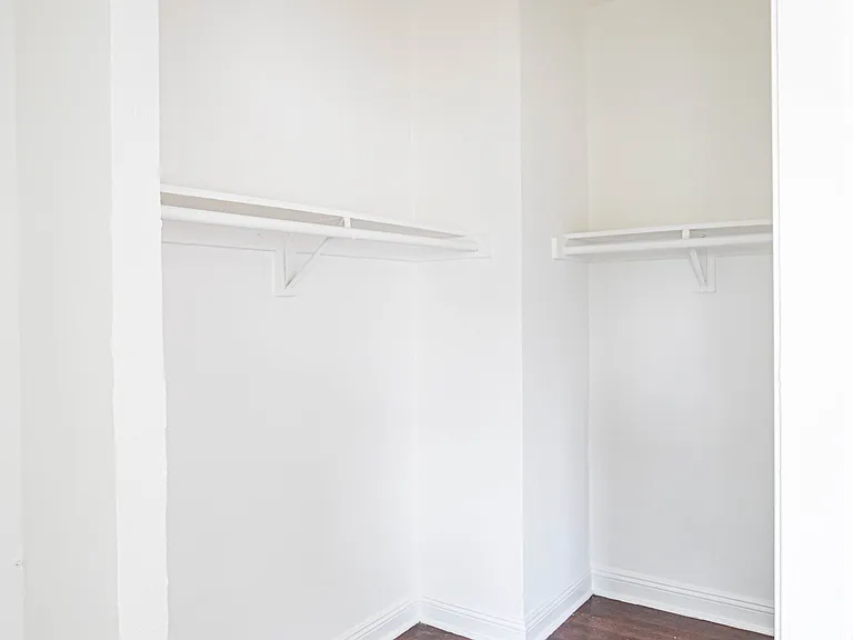 1839 W 12th St #305 — Photo 6