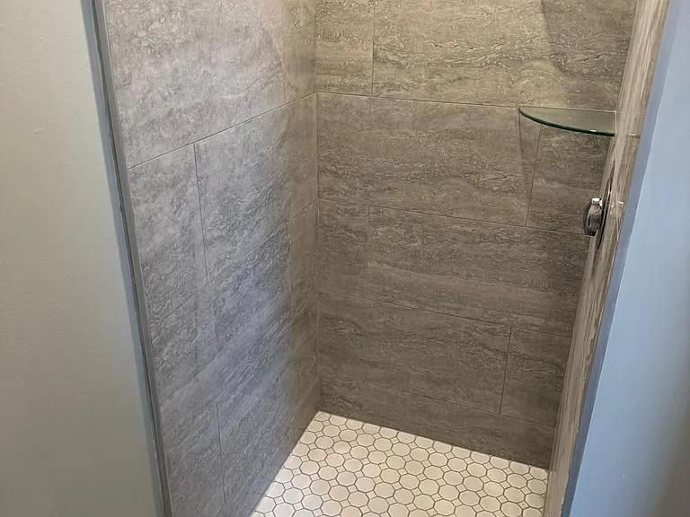 154 Union Ave #6 — Photo 5