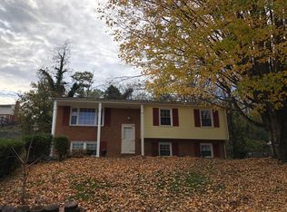 5232 Cave Spring Ln, Roanoke, VA 24018