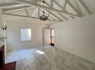 1030 N Raymond Ave #5A, Pasadena, CA 91103