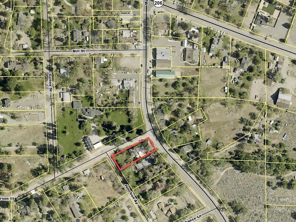 2nd image of 2268 Main St