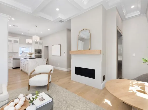 41 School St #3, Newport, RI 02840