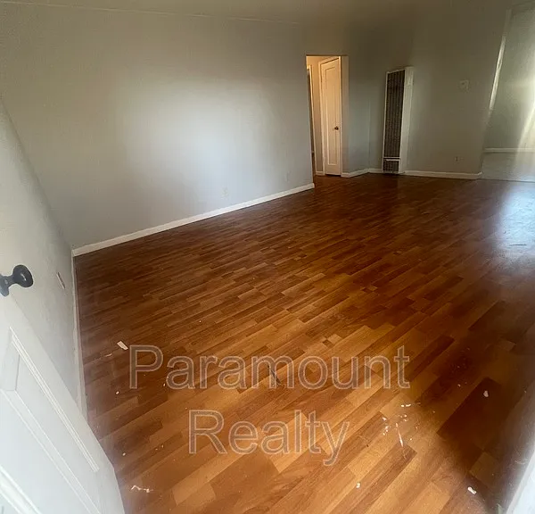 1321 Fillmore St #1 — Photo 2