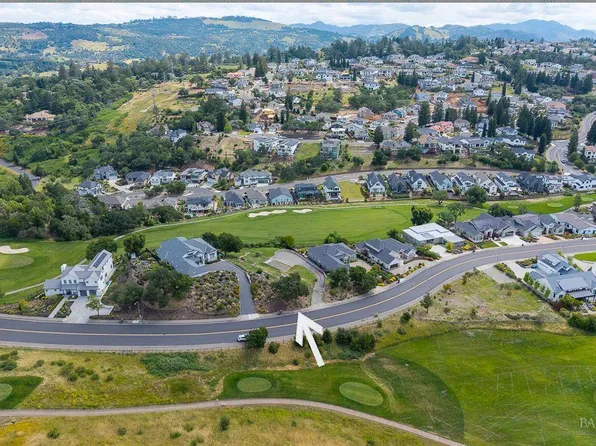 3780 Saint Andrews Drive, Santa Rosa, CA 95403