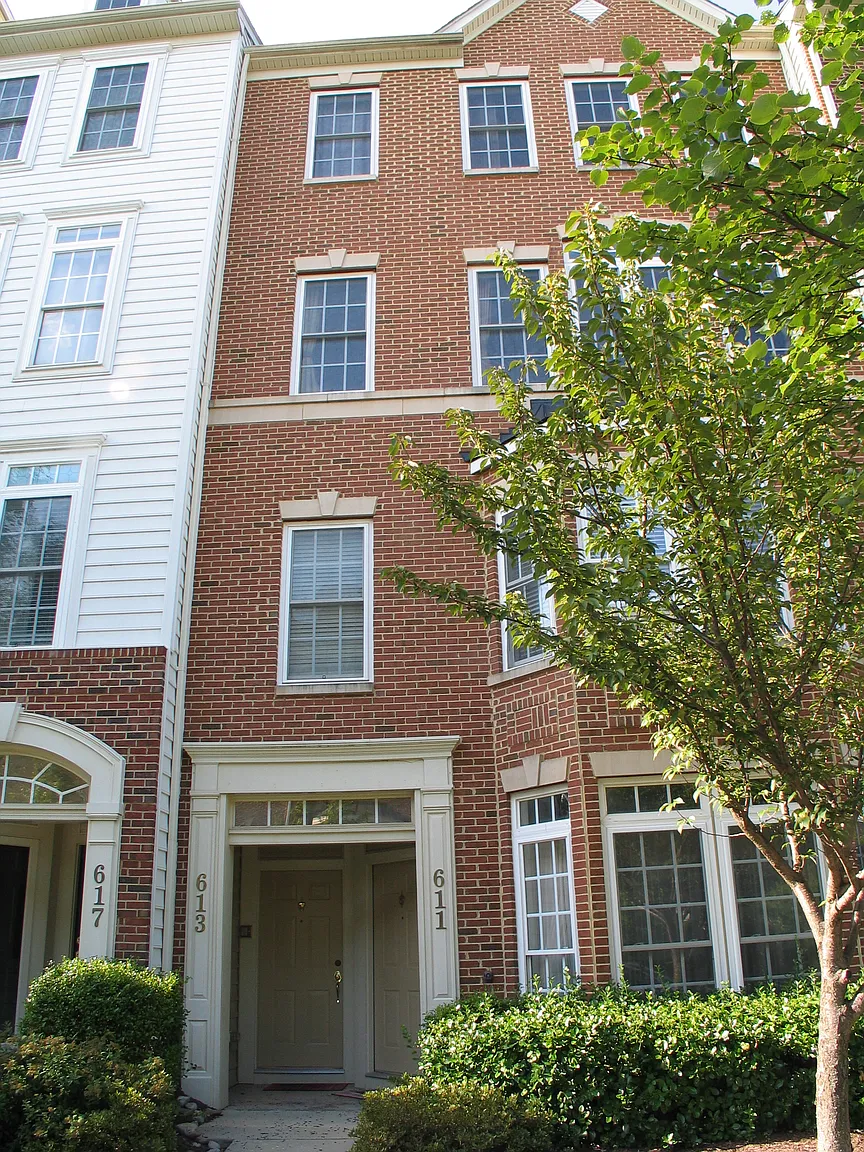 613 Whetstone Glen St #613 photo 1