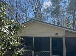 128 Sapphire Rd, Sapphire, NC 28774