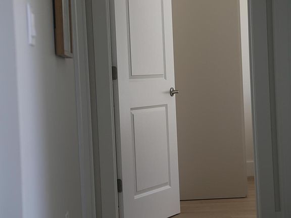 5th image of 1221 Forest Hill Rd #2