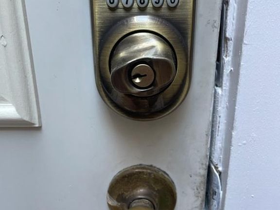 4th image of 1458 29th Ave